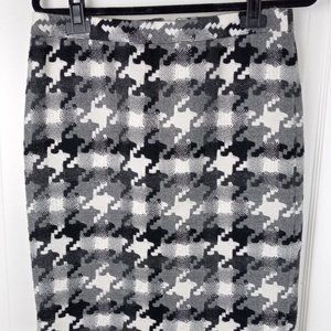 Ann Taylor LOFT Houndstooth Wool Blend Pencil Skirt